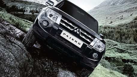 Auto___Mitsubishi_Mitsubishi_Pajero_033066_25.jpg